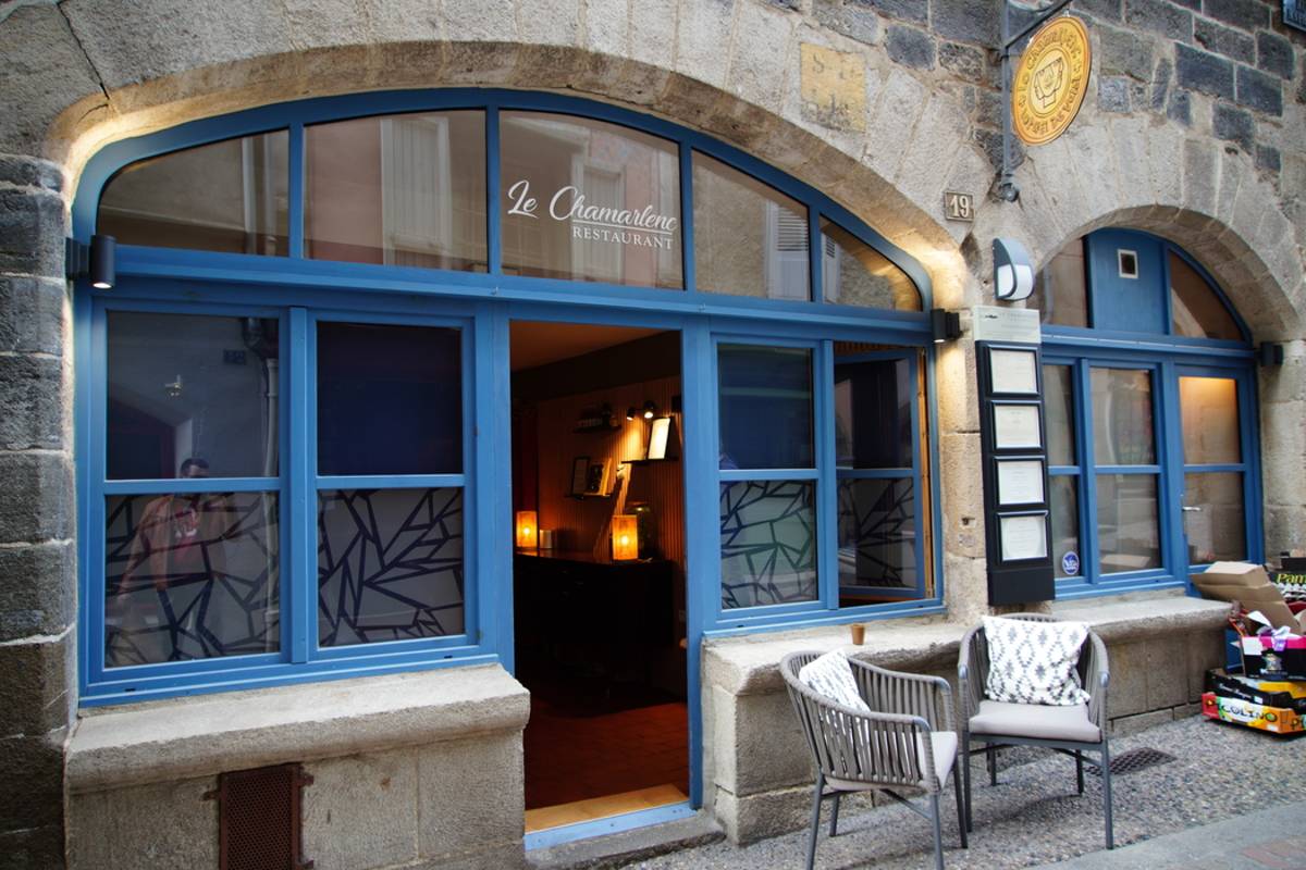 , Premières impressions au restaurant Le Charmarlenc du Puy-en-Velay après son entrée au guide Michelin