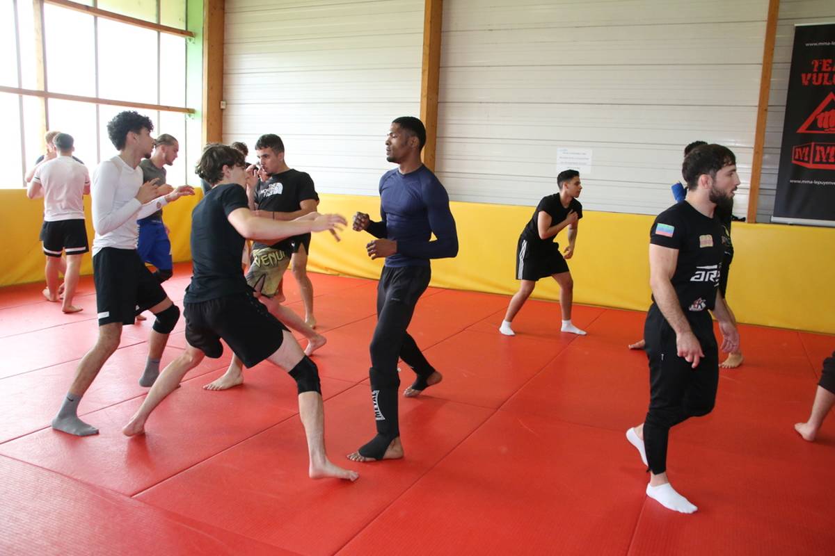 Au Puy-en-Velay, le MMA attire de plus en plus d’amateurs